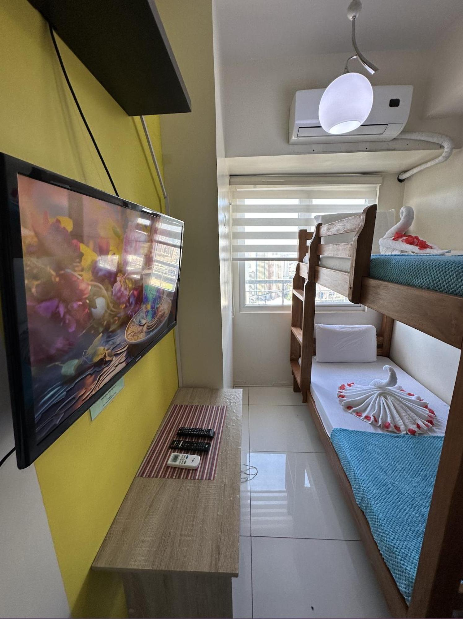 Green Residences Staycation By Pbyy Manila Phòng bức ảnh