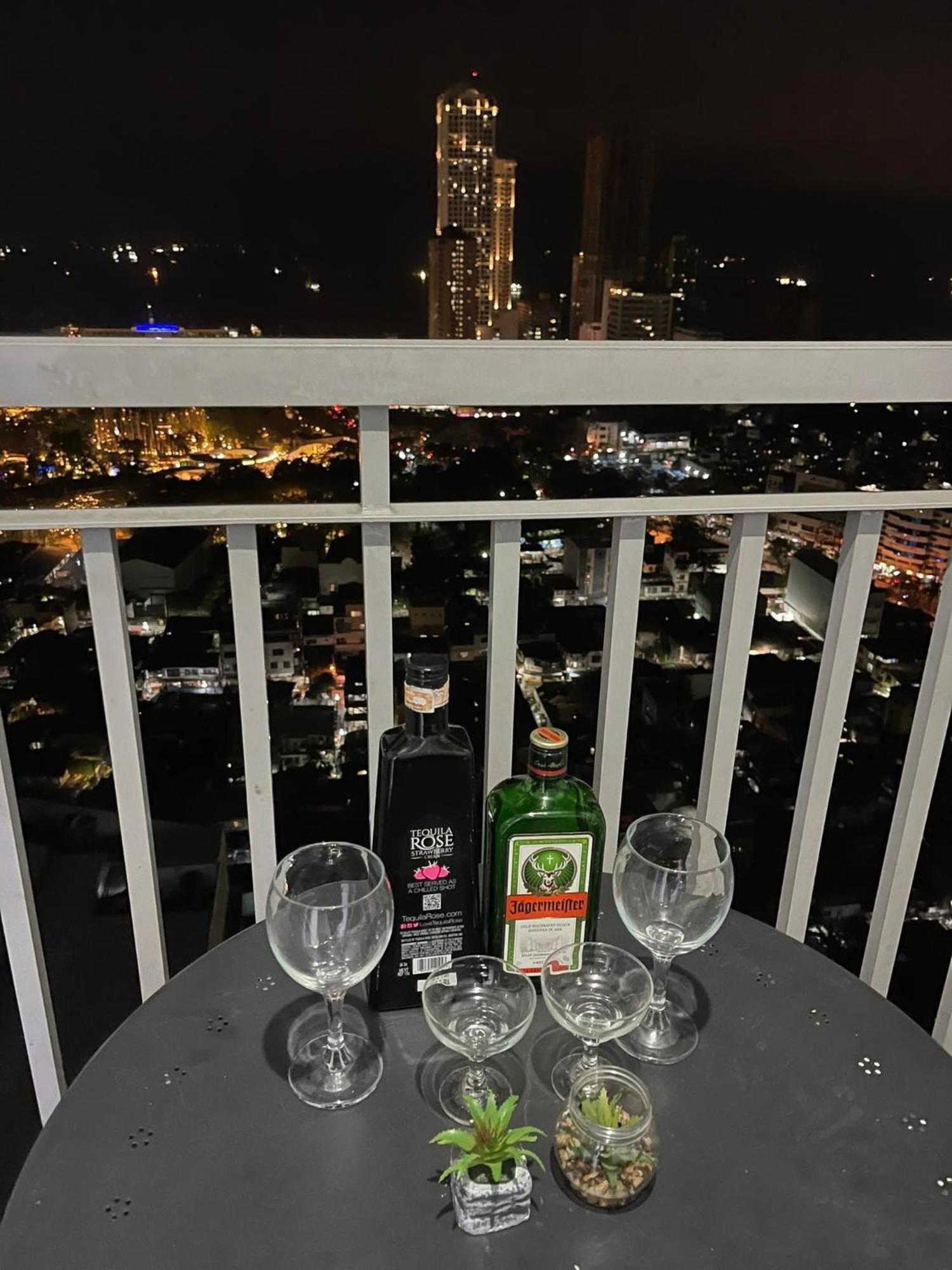 Green Residences Staycation By Pbyy Manila Phòng bức ảnh