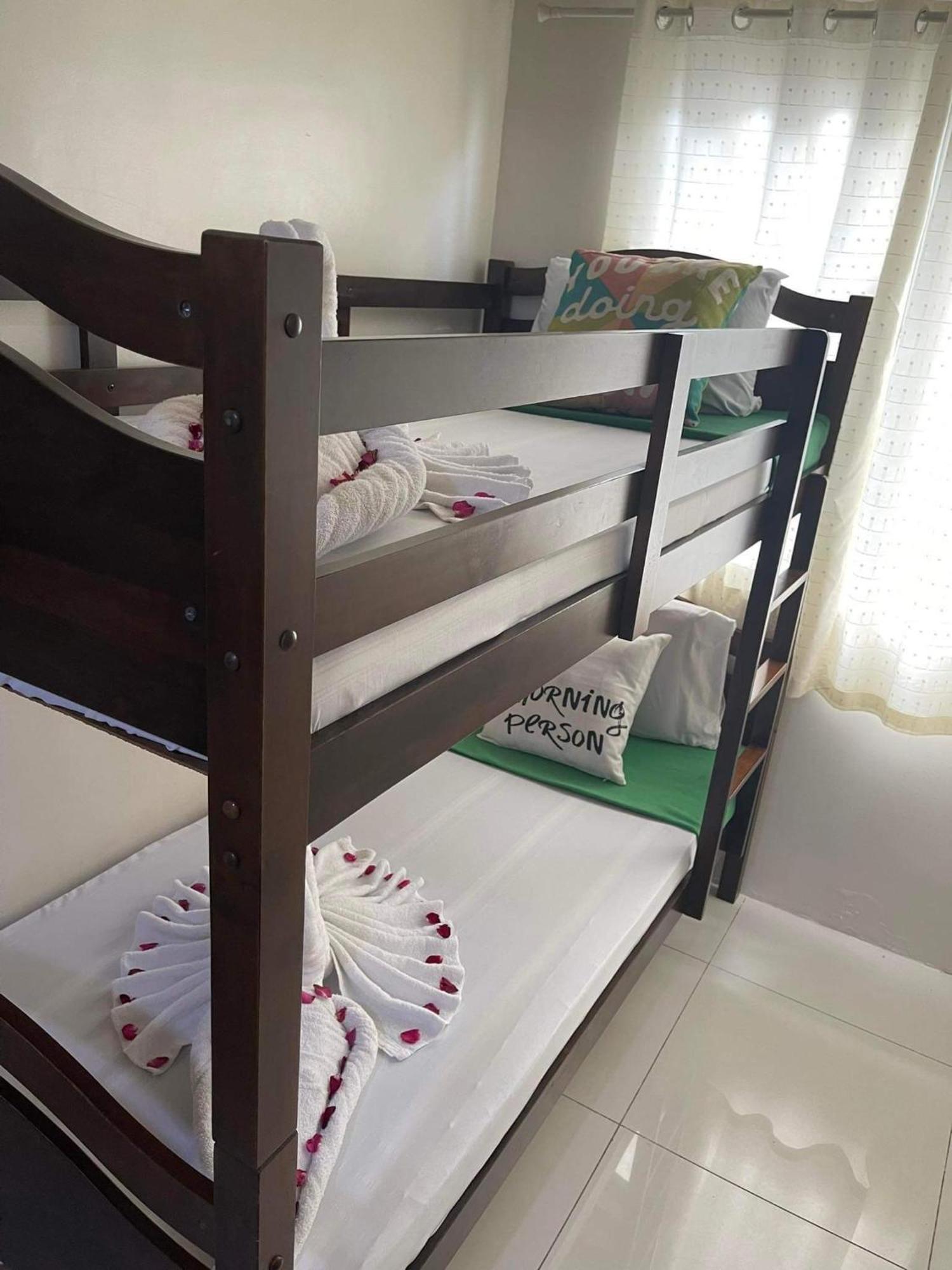 Green Residences Staycation By Pbyy Manila Phòng bức ảnh