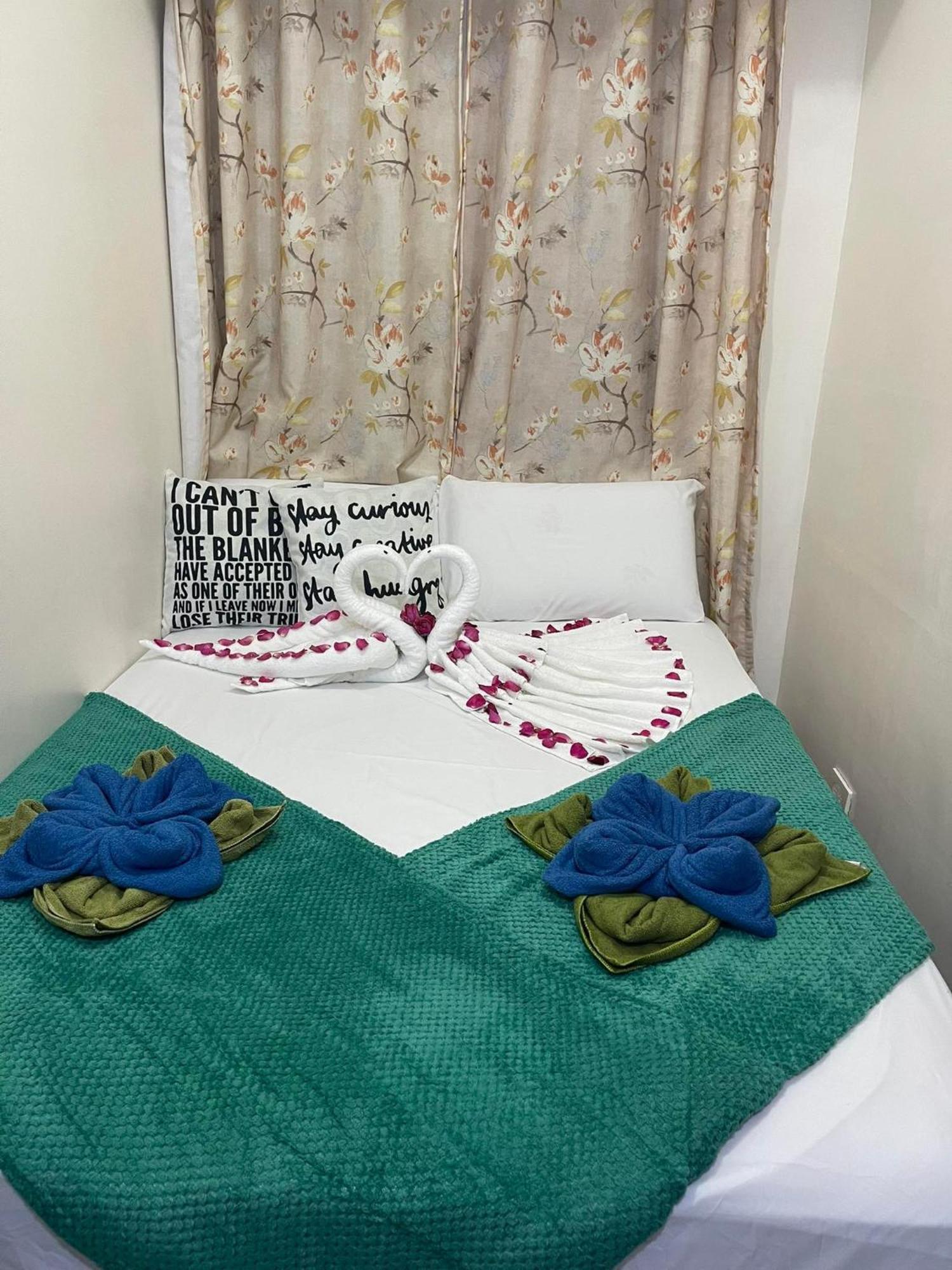 Green Residences Staycation By Pbyy Manila Phòng bức ảnh