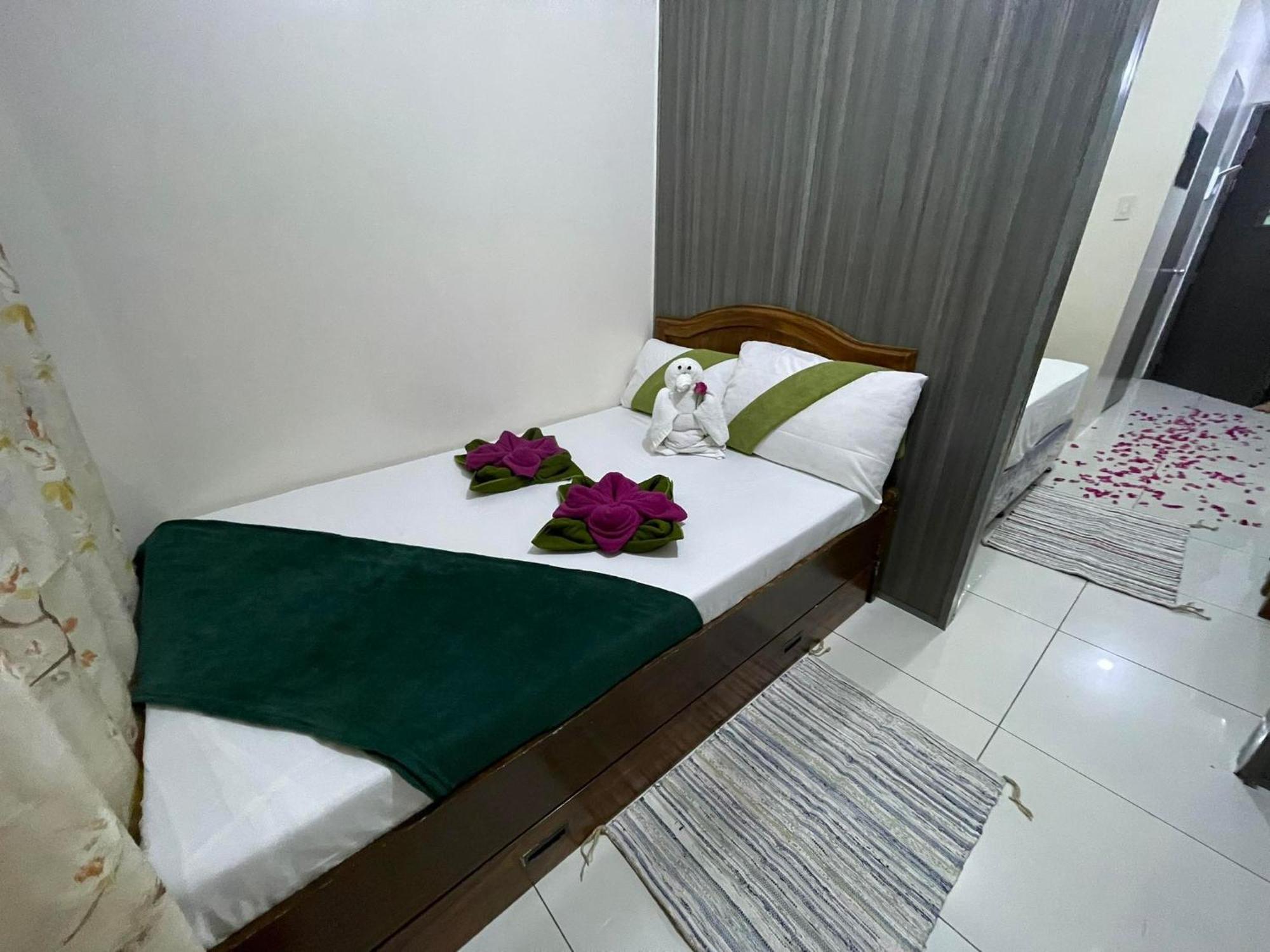 Green Residences Staycation By Pbyy Manila Phòng bức ảnh